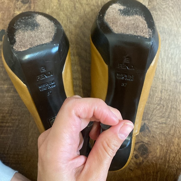 Fendi platform zipper heels - Picture 3 of 7